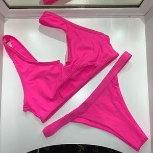 HOT PINK BIKINI